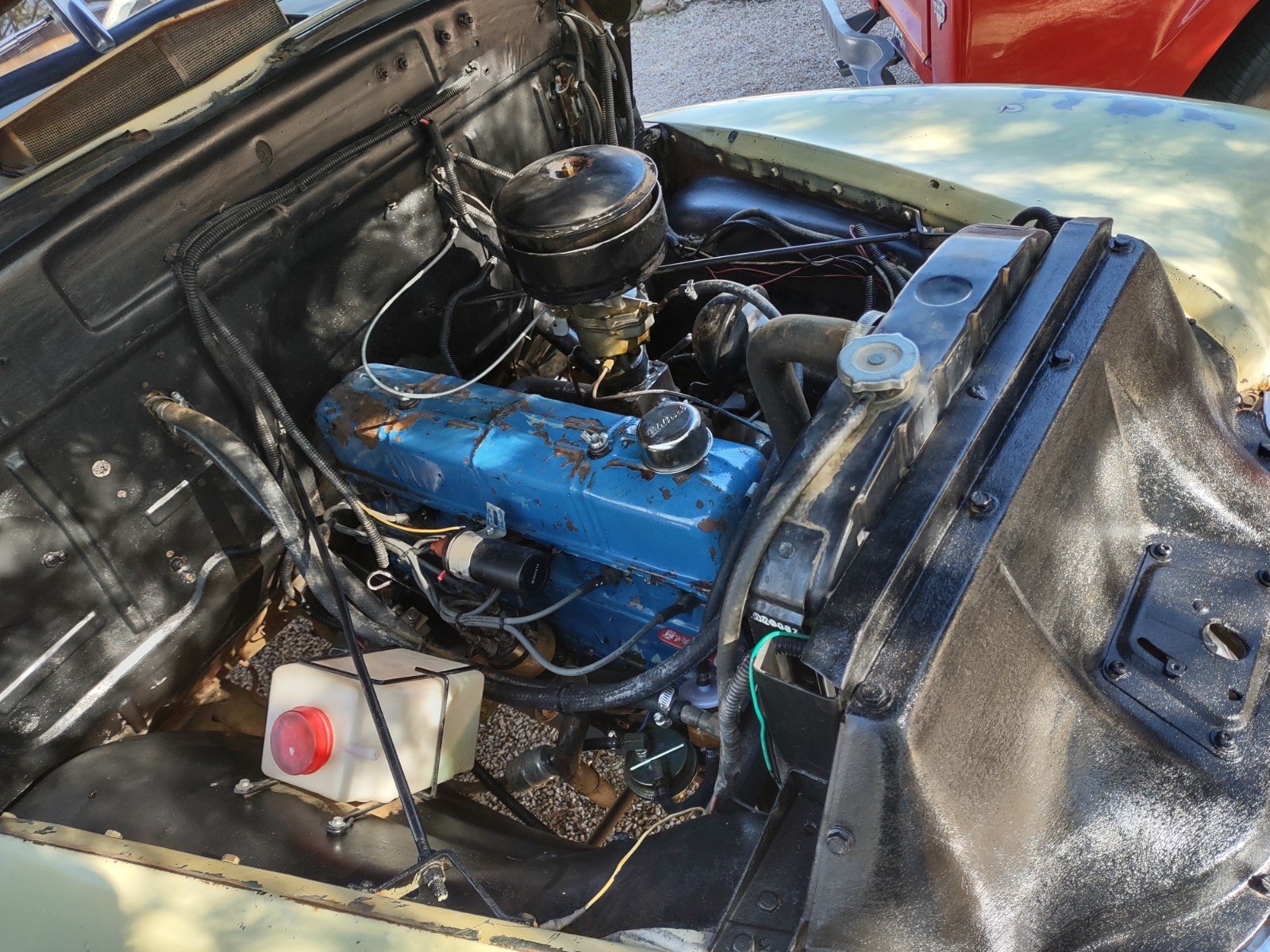 Chevrolet-C-10-1952-Standard-Cab-Pickup-38