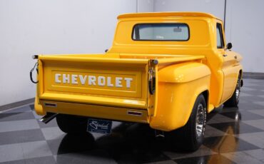 Chevrolet-C-10-1965-Pickup-Truck-10