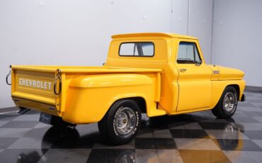 Chevrolet-C-10-1965-Pickup-Truck-12