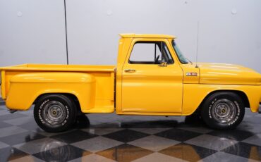 Chevrolet-C-10-1965-Pickup-Truck-13
