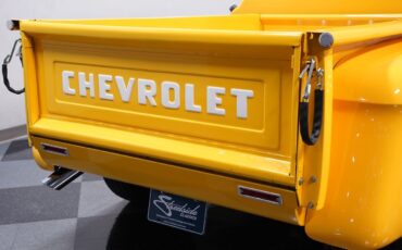 Chevrolet-C-10-1965-Pickup-Truck-24