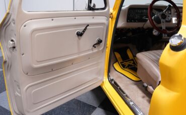 Chevrolet-C-10-1965-Pickup-Truck-32