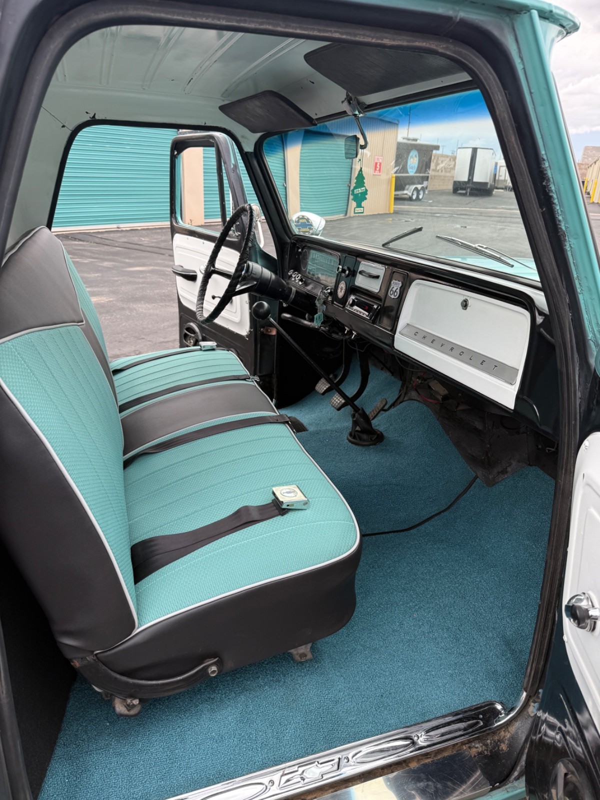 Chevrolet-C-10-1965-Standard-Cab-Pickup-5