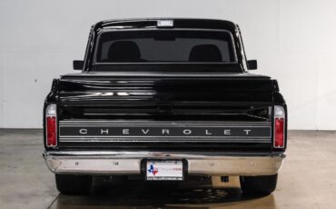 Chevrolet-C-10-1967-Pickup-Truck-12