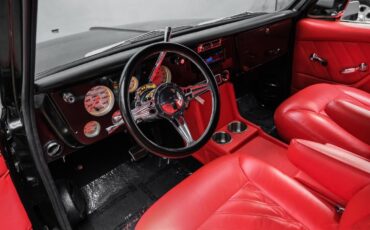 Chevrolet-C-10-1967-Pickup-Truck-2