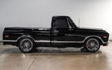 Chevrolet-C-10-1967-Pickup-Truck-8