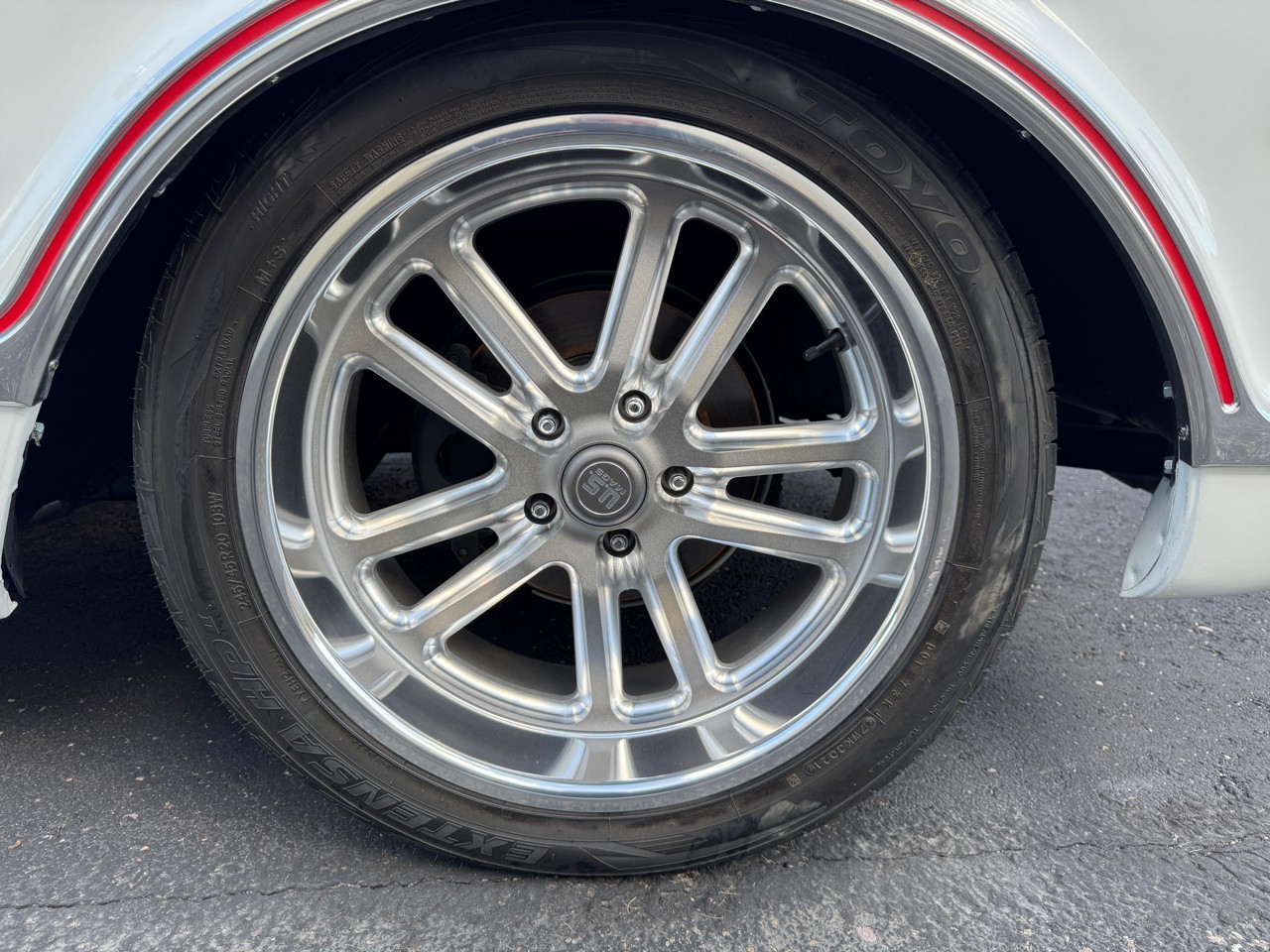 Chevrolet-C-10-1968-Pickup-Truck-11