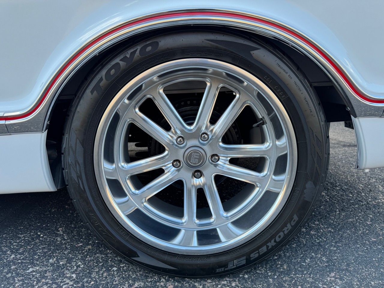 Chevrolet-C-10-1968-Pickup-Truck-13