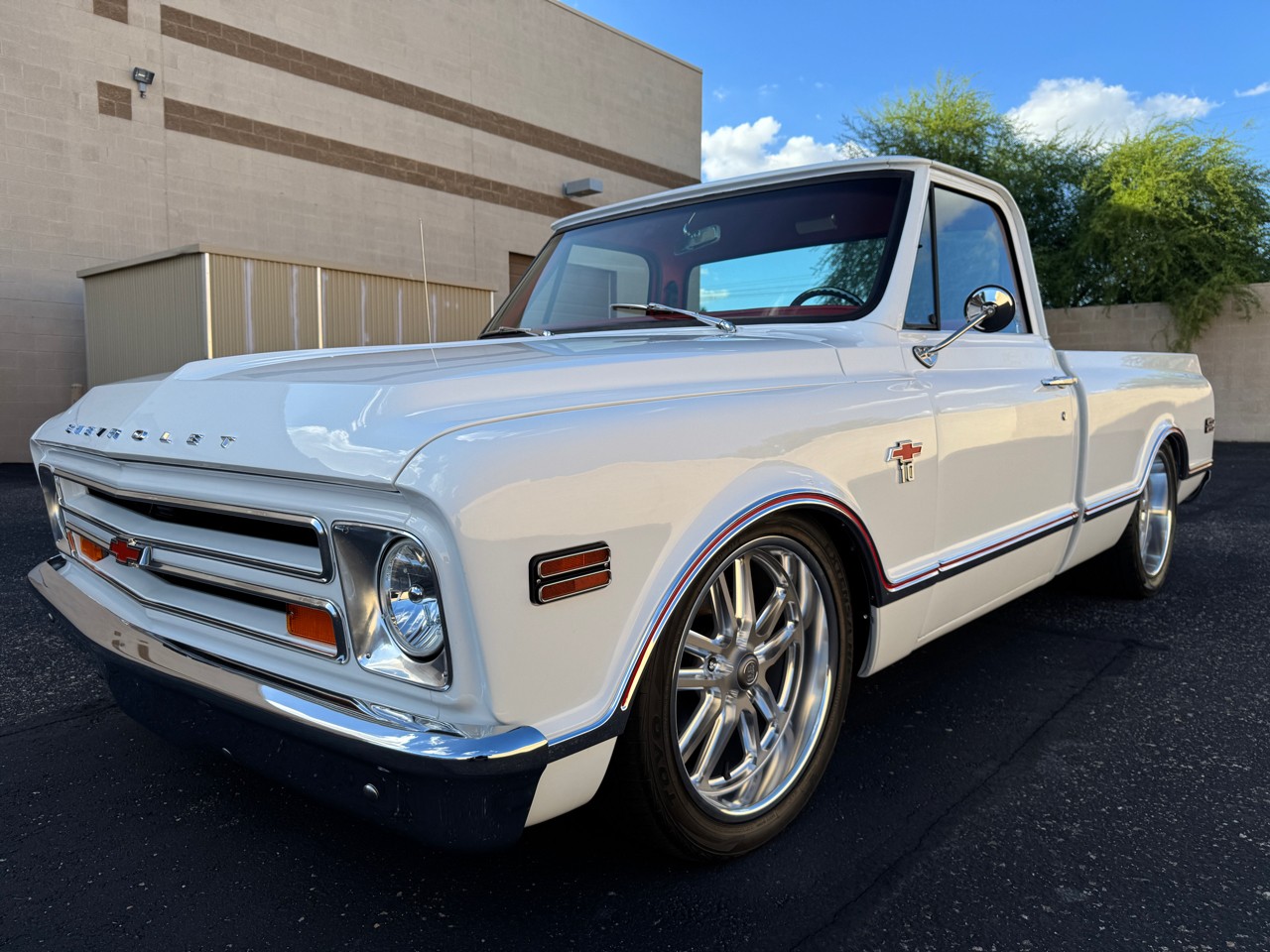 Chevrolet-C-10-1968-Pickup-Truck-3
