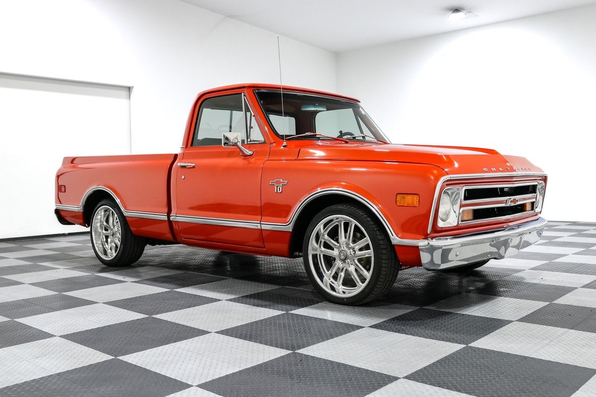 Chevrolet C-10 1968 Pickup Truck