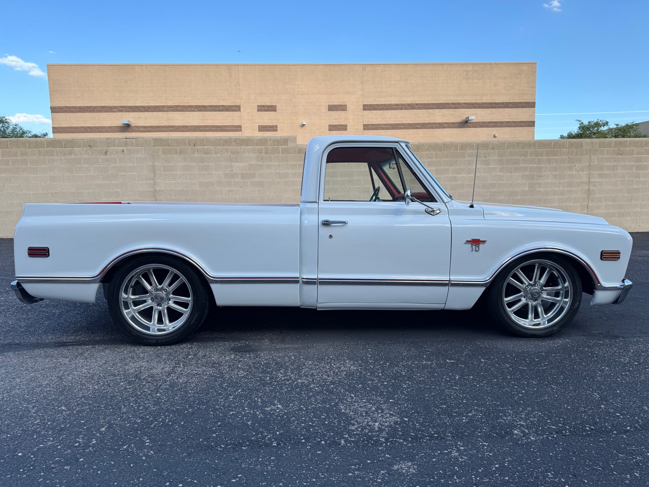 Chevrolet-C-10-1968-Pickup-Truck-8