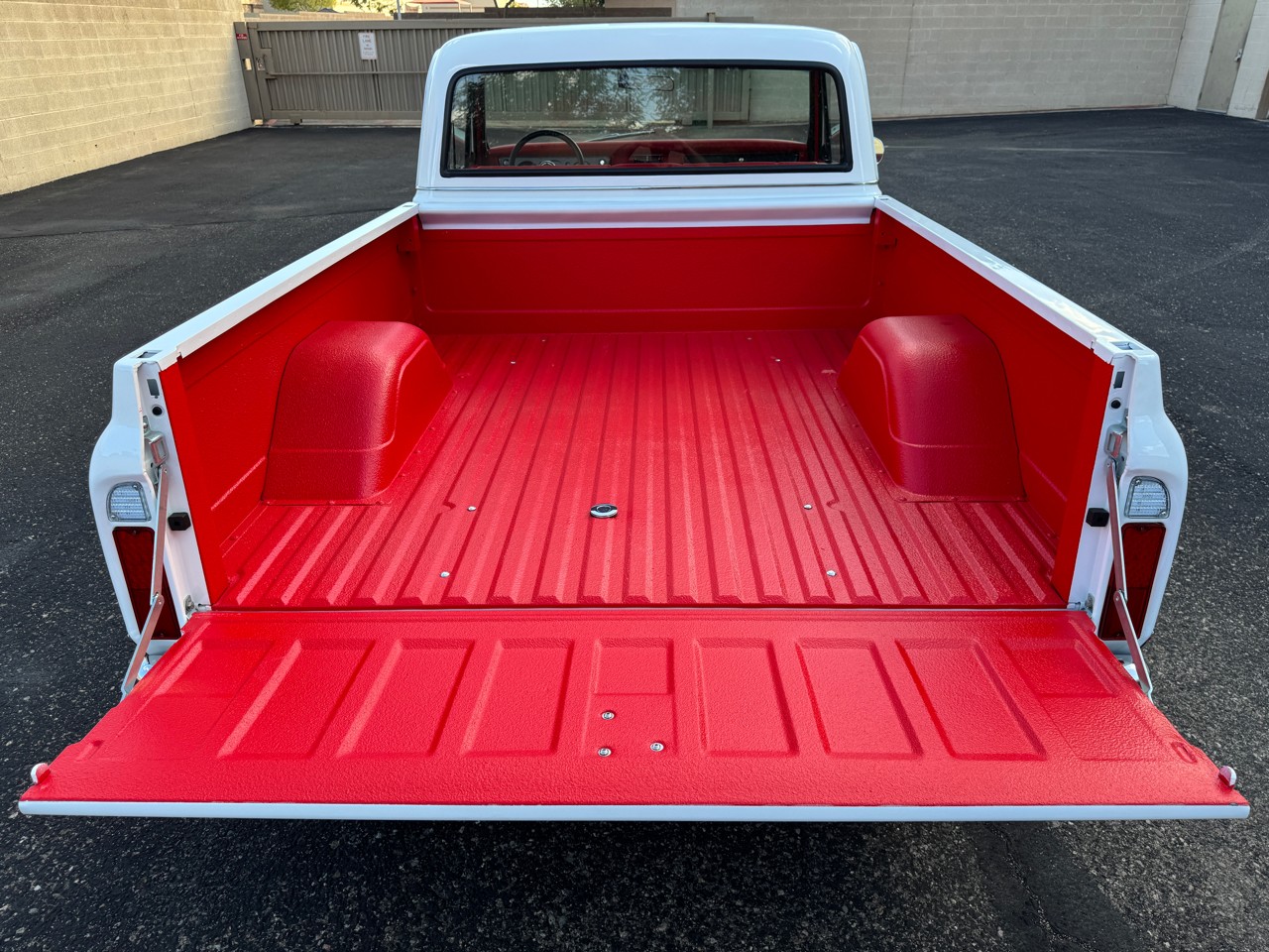 Chevrolet-C-10-1968-Pickup-Truck-9