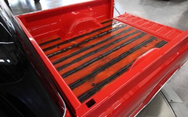 Chevrolet-C-10-1968-Restomod-14