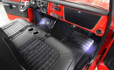 Chevrolet-C-10-1968-Restomod-17