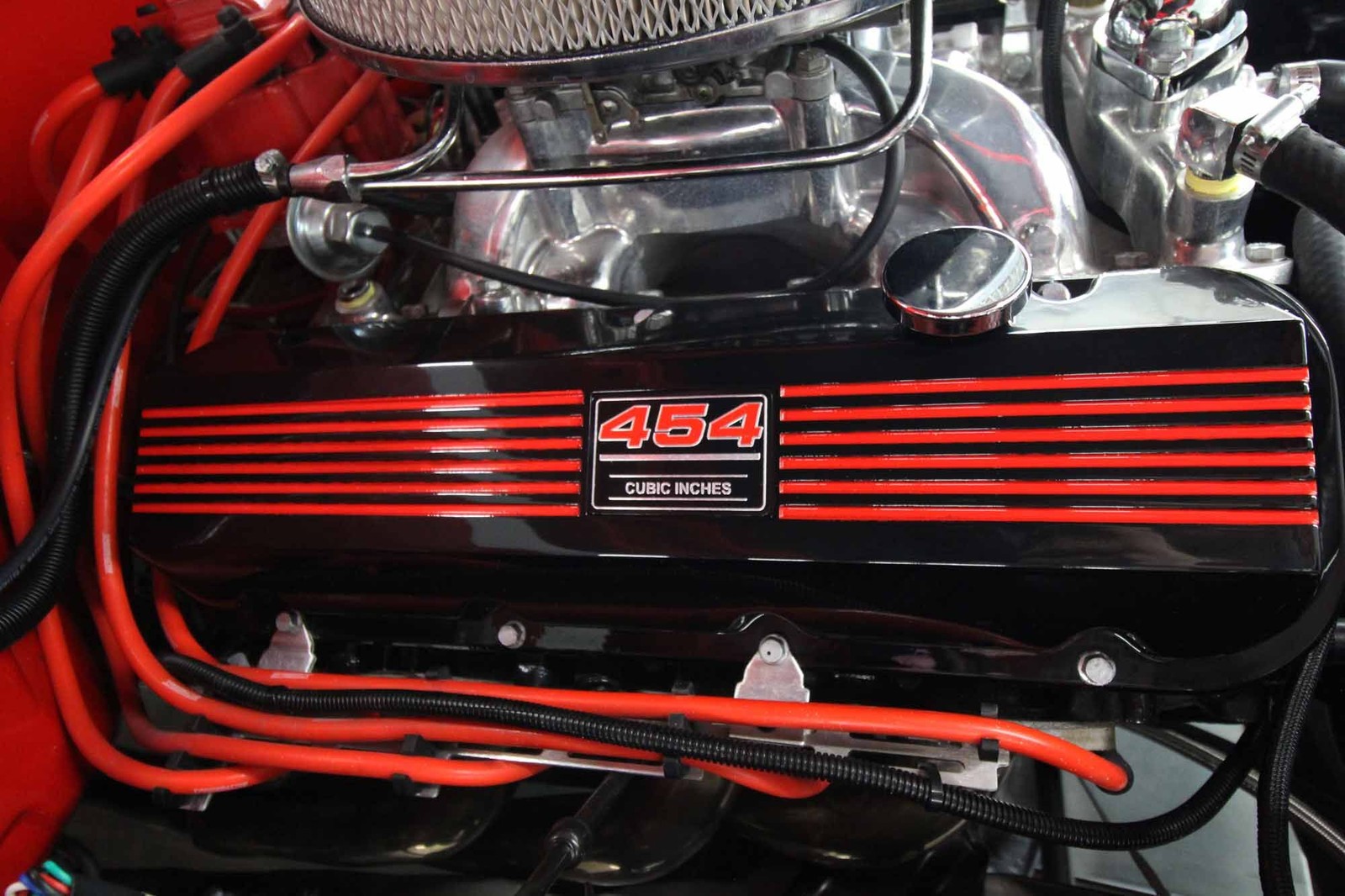 Chevrolet-C-10-1968-Restomod-29