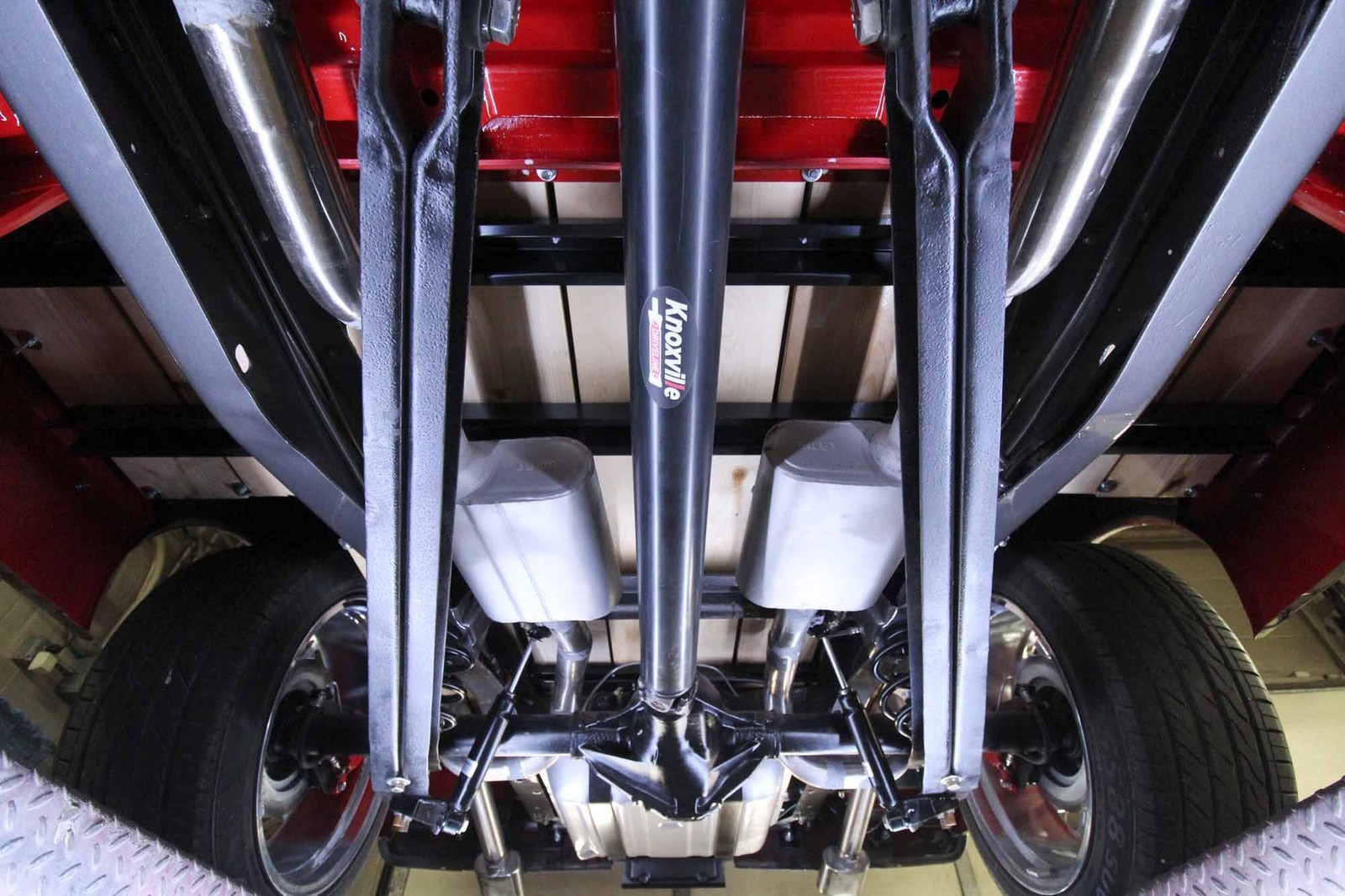 Chevrolet-C-10-1968-Restomod-32