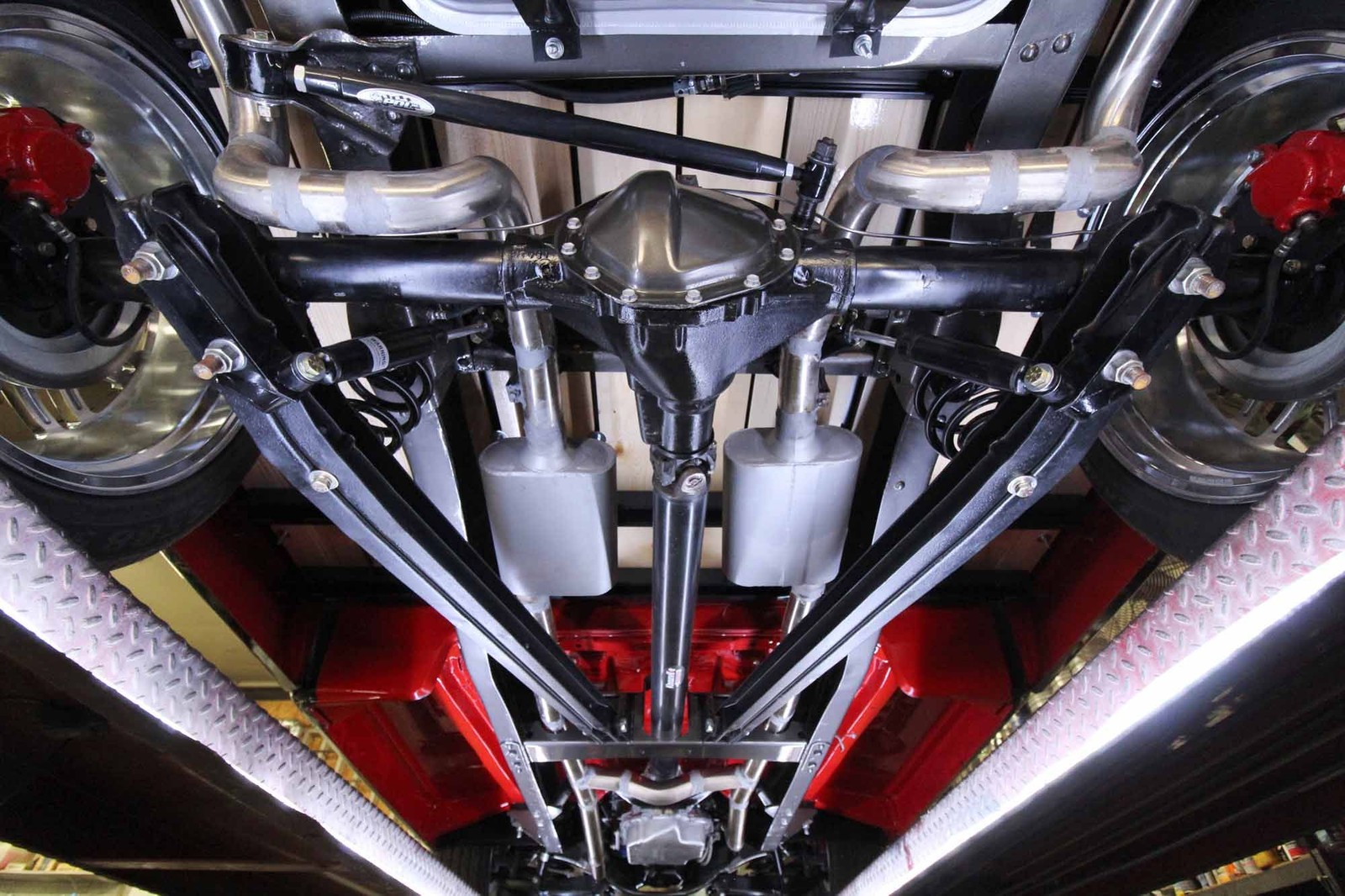 Chevrolet-C-10-1968-Restomod-33