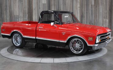 Chevrolet-C-10-1968-Restomod-5