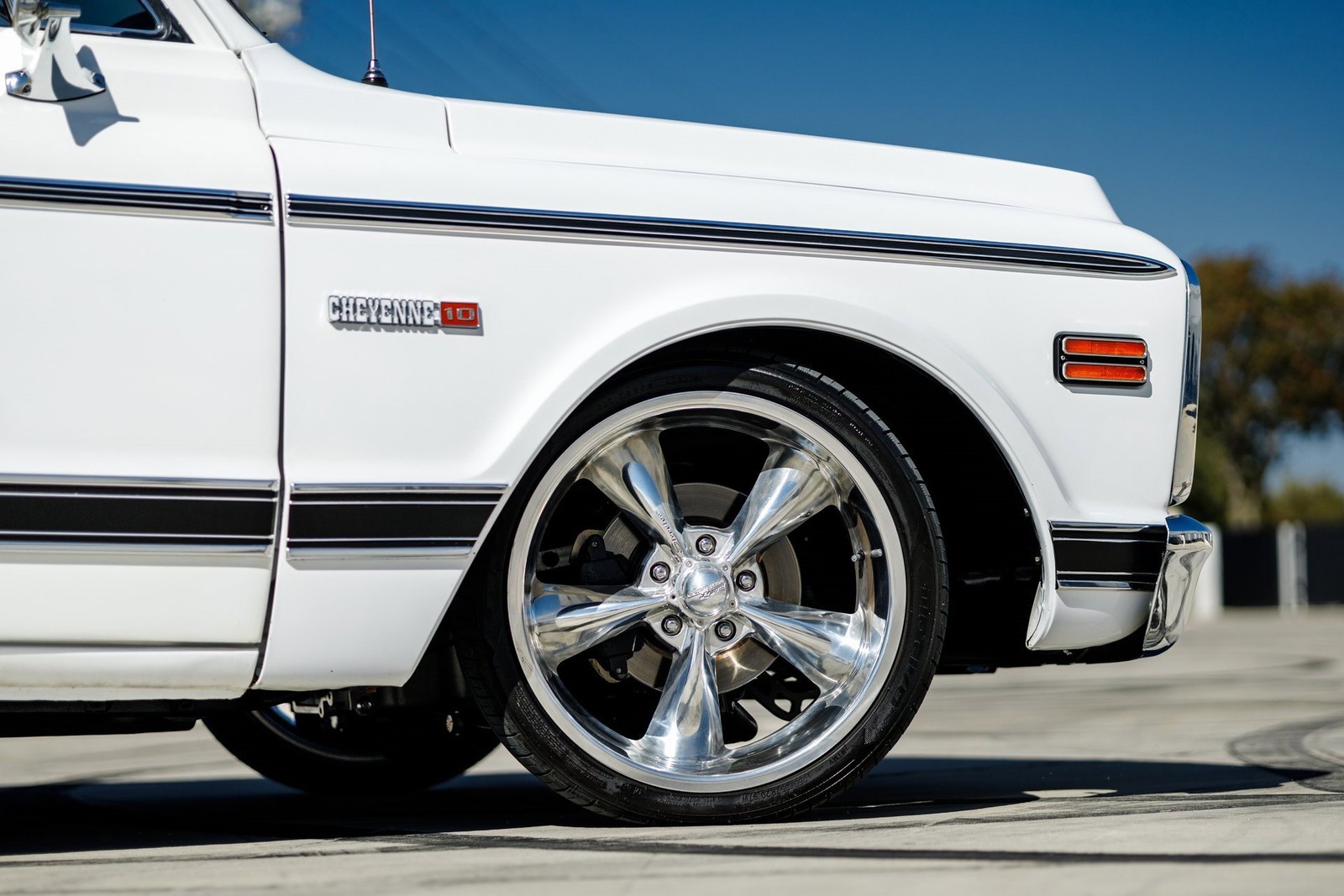 Chevrolet-C-10-1970-Pickup-8