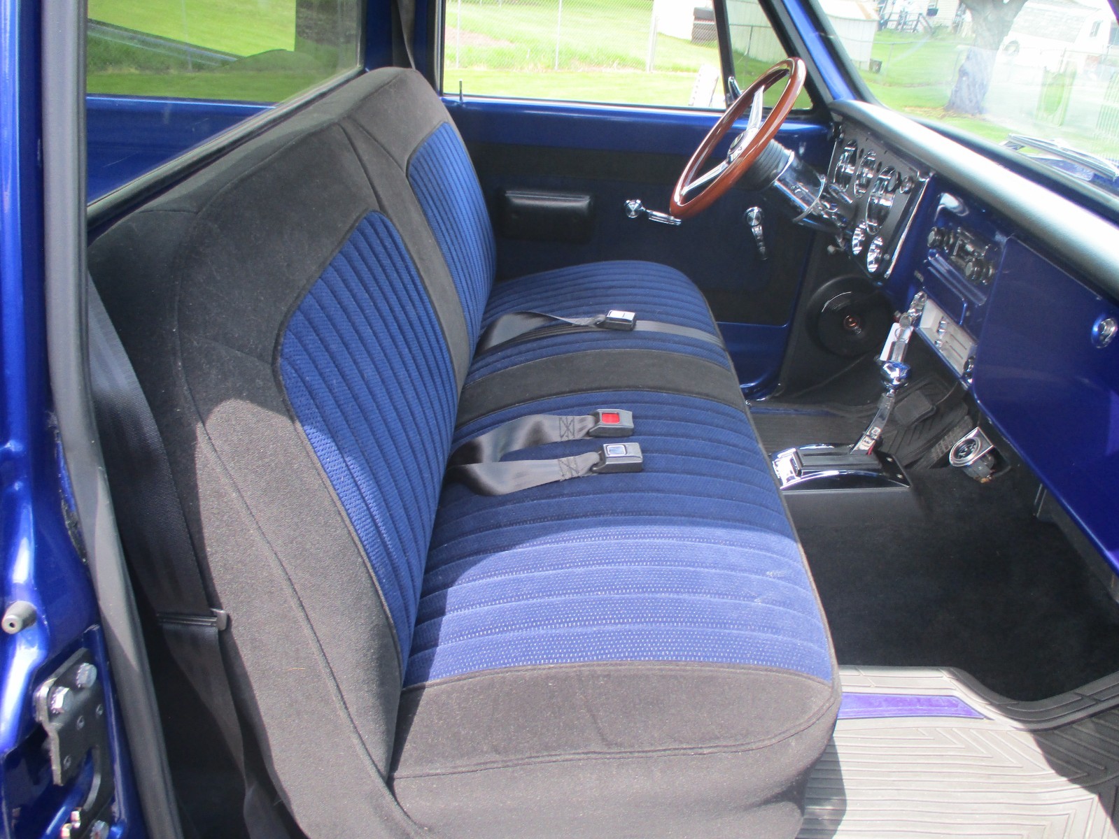 Chevrolet-C-10-1970-Standard-Cab-Pickup-24