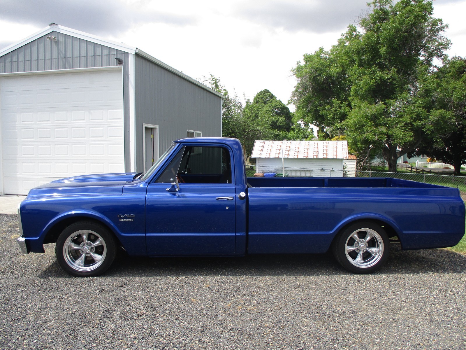 Chevrolet-C-10-1970-Standard-Cab-Pickup-3