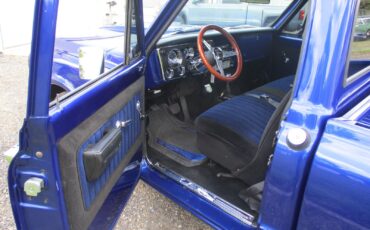 Chevrolet-C-10-1970-Standard-Cab-Pickup-7