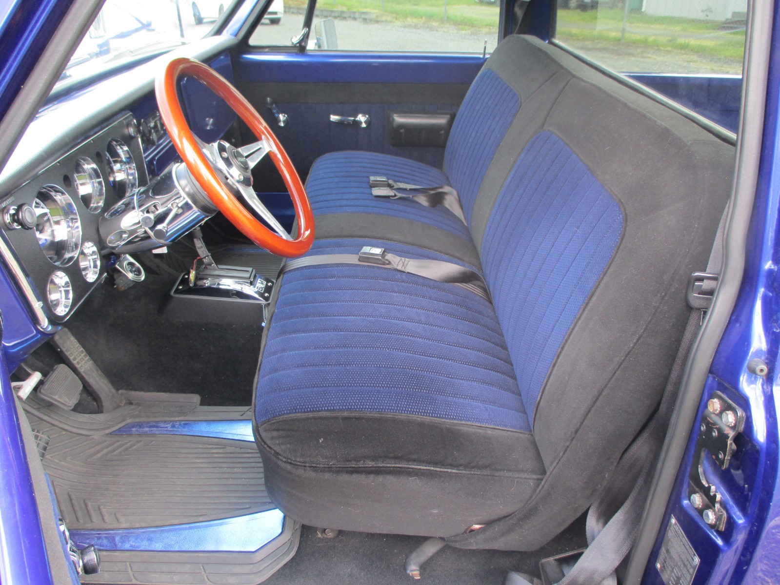 Chevrolet-C-10-1970-Standard-Cab-Pickup-8