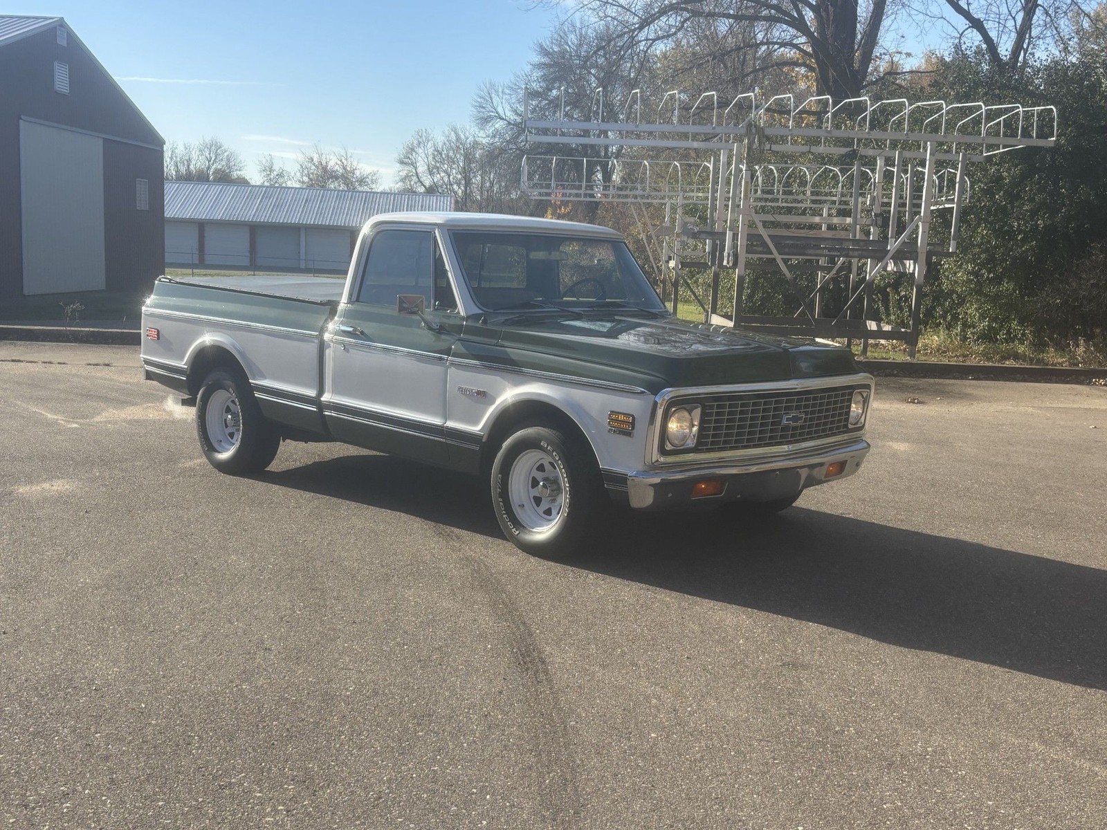 Chevrolet-C-10-1971-Short-Box-2