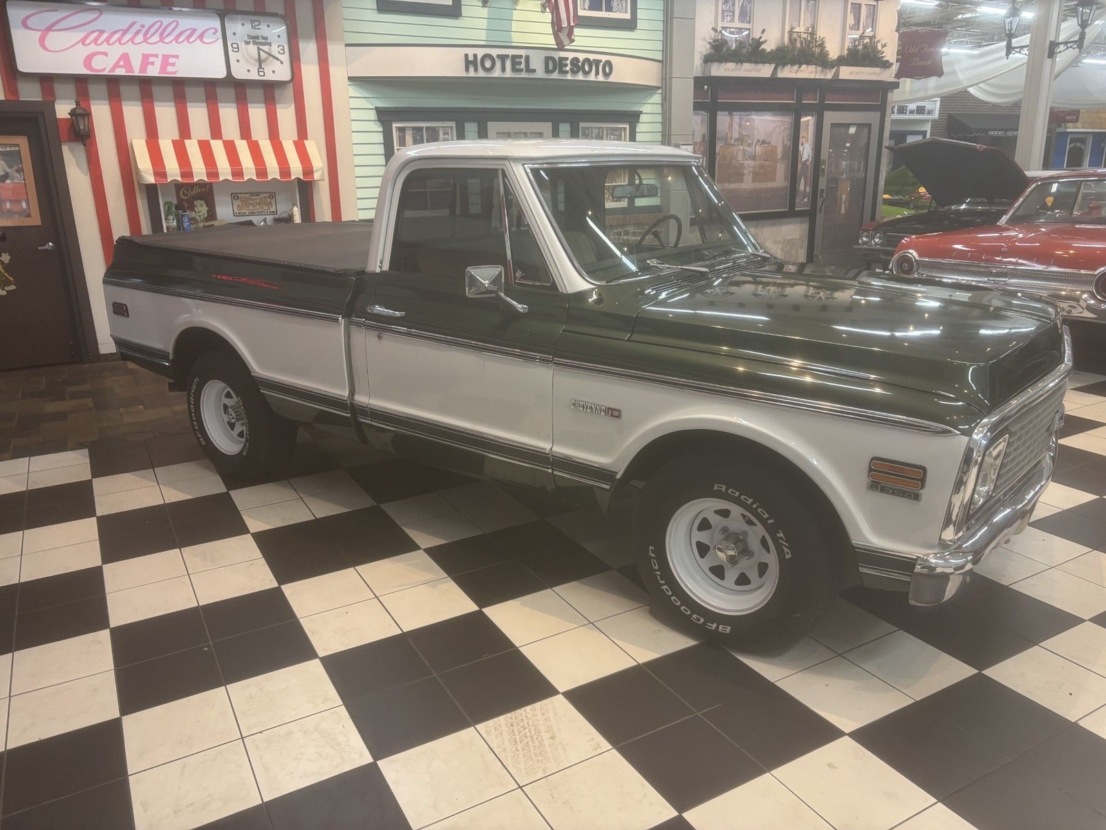 Chevrolet-C-10-1971-Short-Box-32