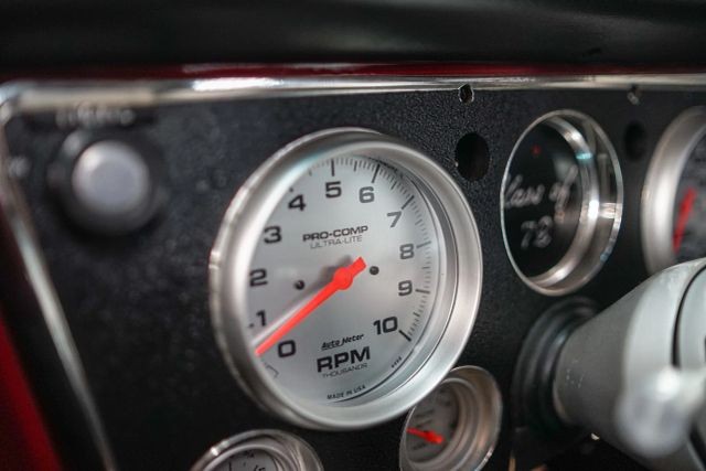 Chevrolet-C-10-1972-Pickup-4