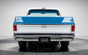 Chevrolet-C-10-1973-Pickup-Truck-15
