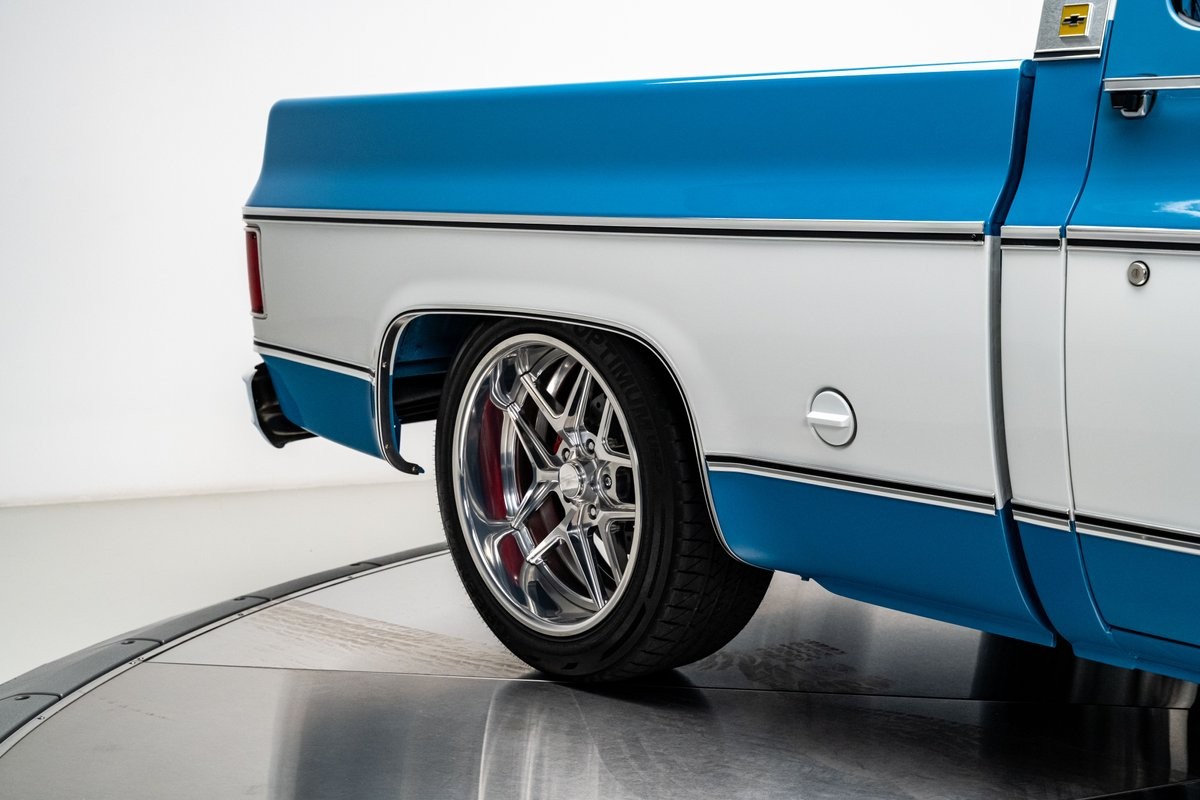 Chevrolet-C-10-1973-Pickup-Truck-22