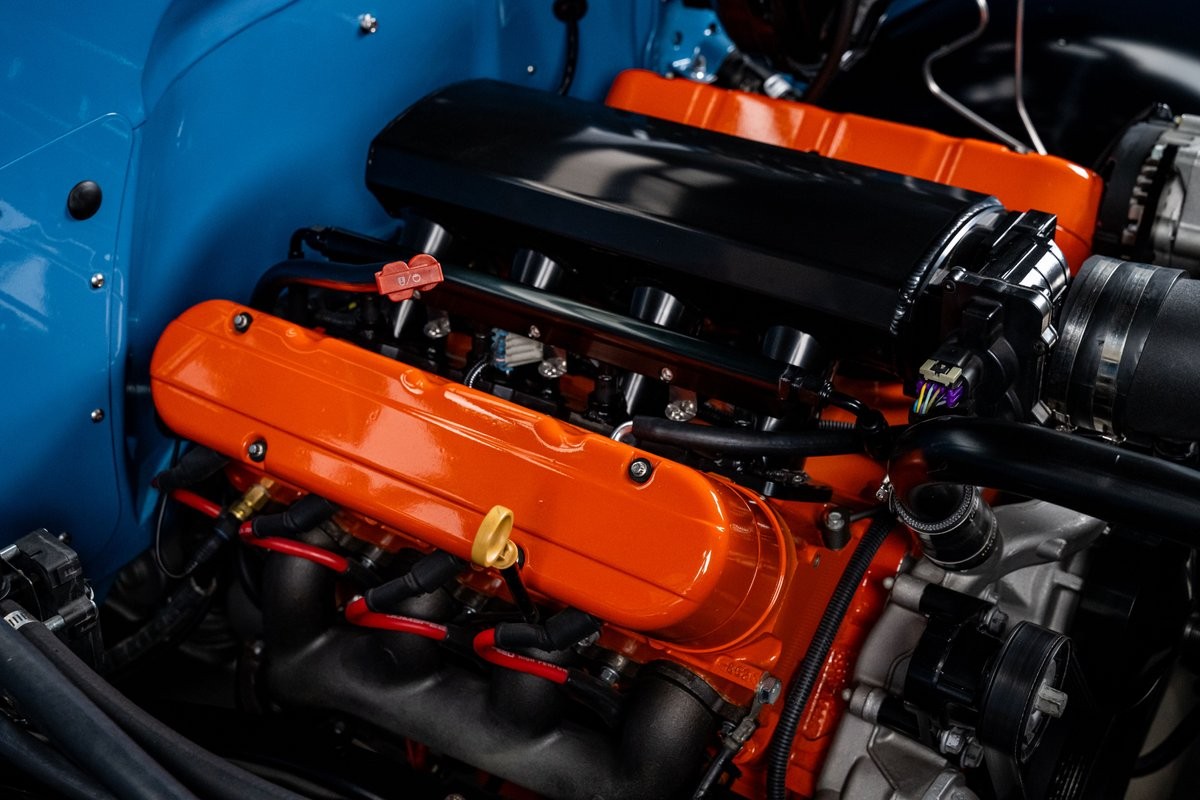 Chevrolet-C-10-1973-Pickup-Truck-28