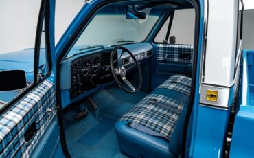 Chevrolet-C-10-1973-Pickup-Truck-39