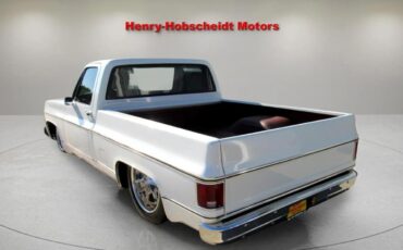 Chevrolet-C-10-1974-Classic-Car-19