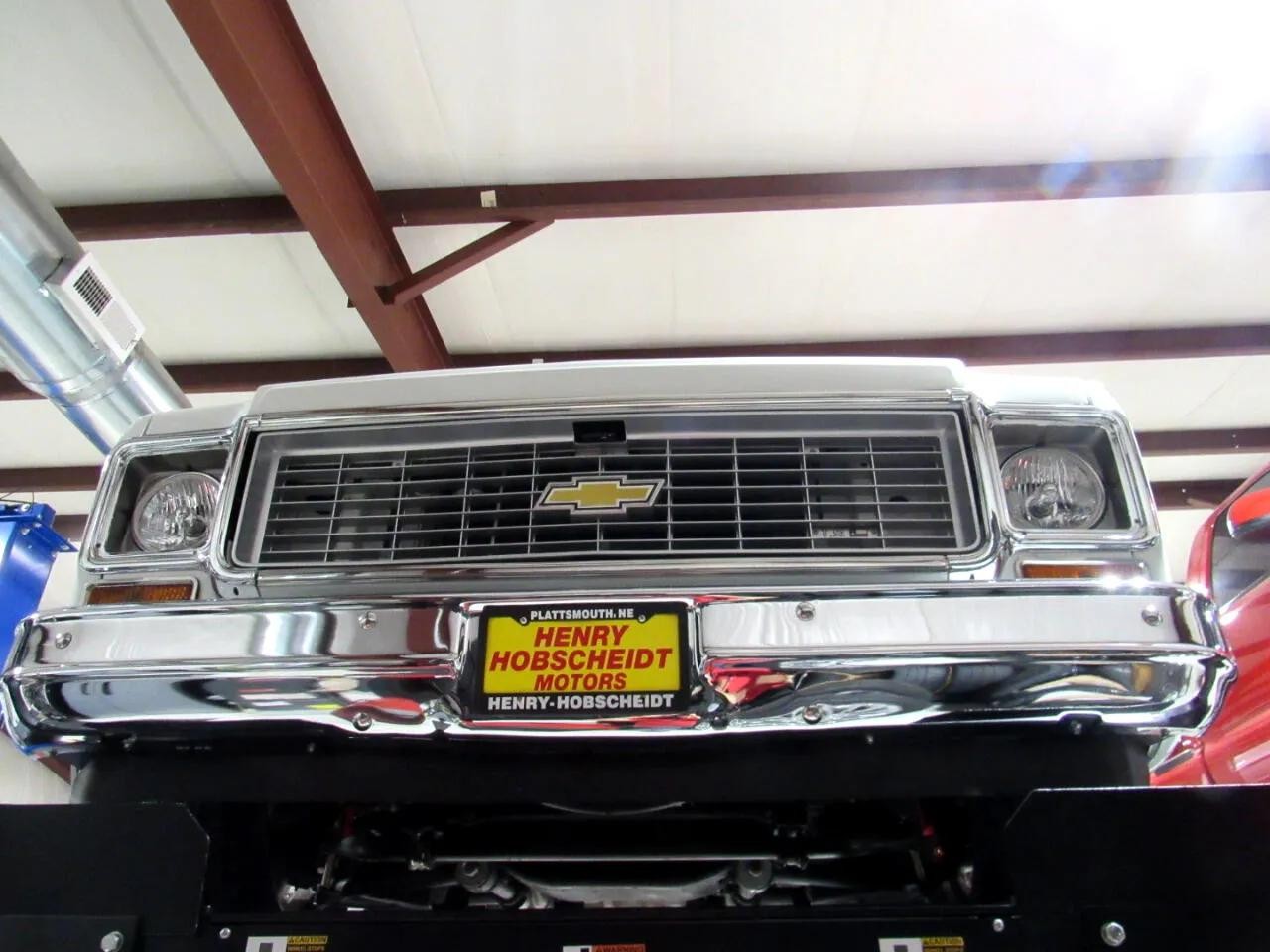 Chevrolet-C-10-1974-Classic-Car-22