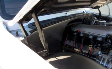 Chevrolet-C-10-1974-Classic-Car-29