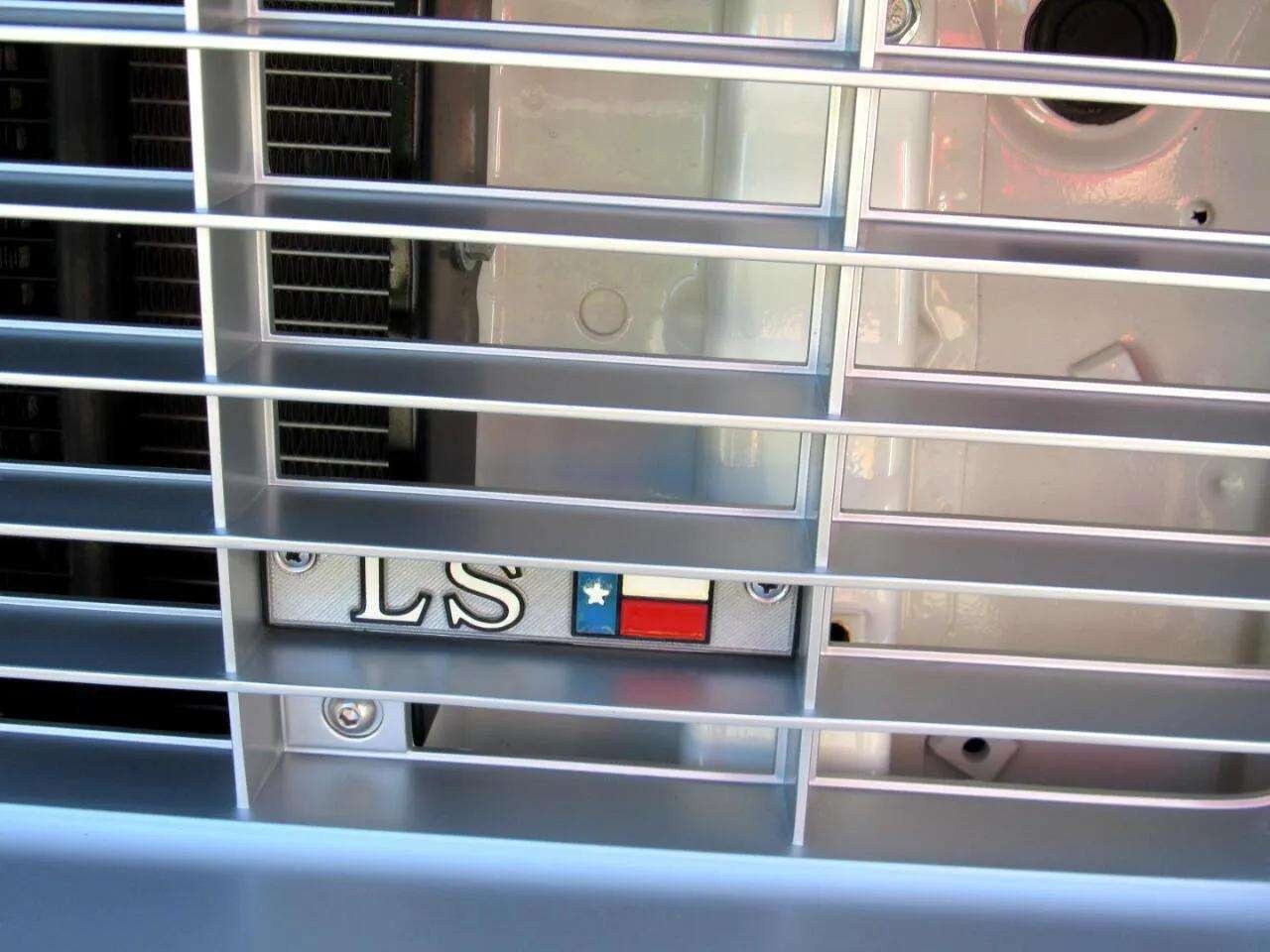 Chevrolet-C-10-1974-Classic-Car-31