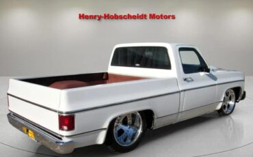 Chevrolet-C-10-1974-Classic-Car-5