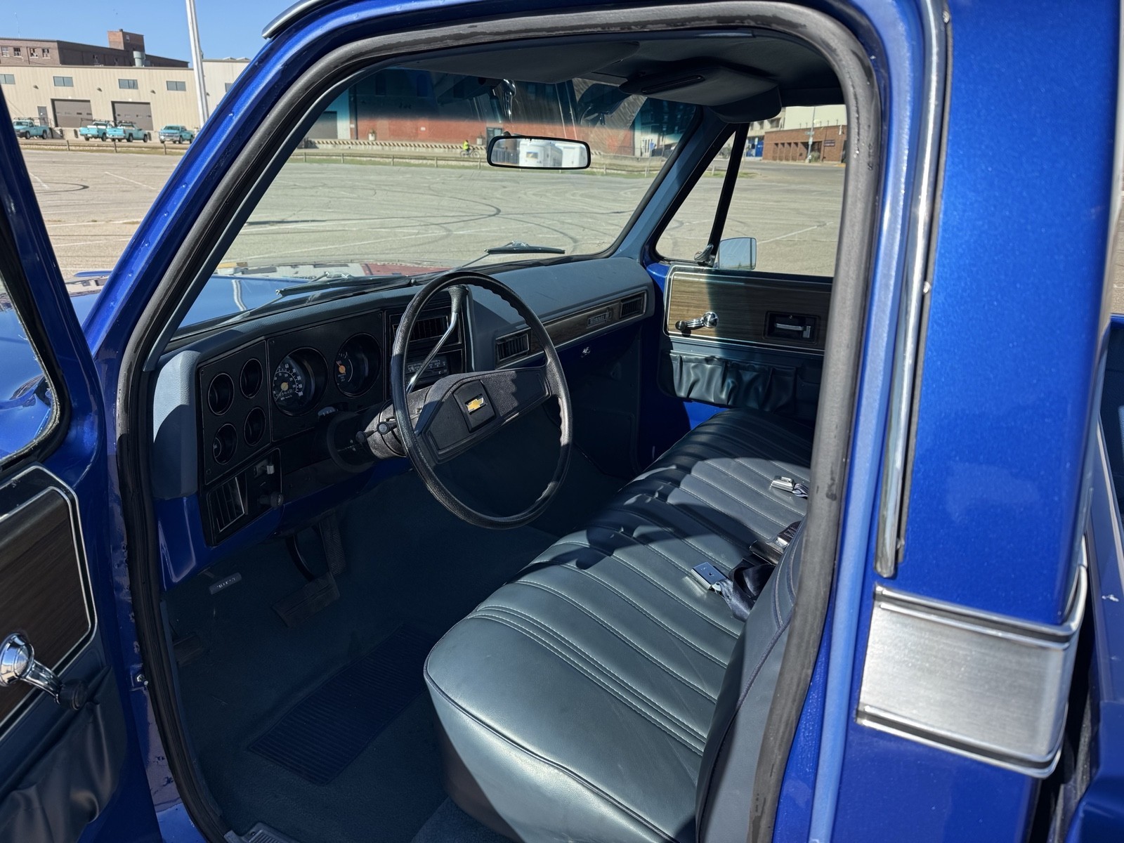 Chevrolet-C-10-1976-Standard-Cab-Pickup-7