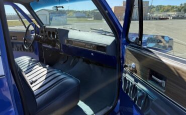 Chevrolet-C-10-1976-Standard-Cab-Pickup-8