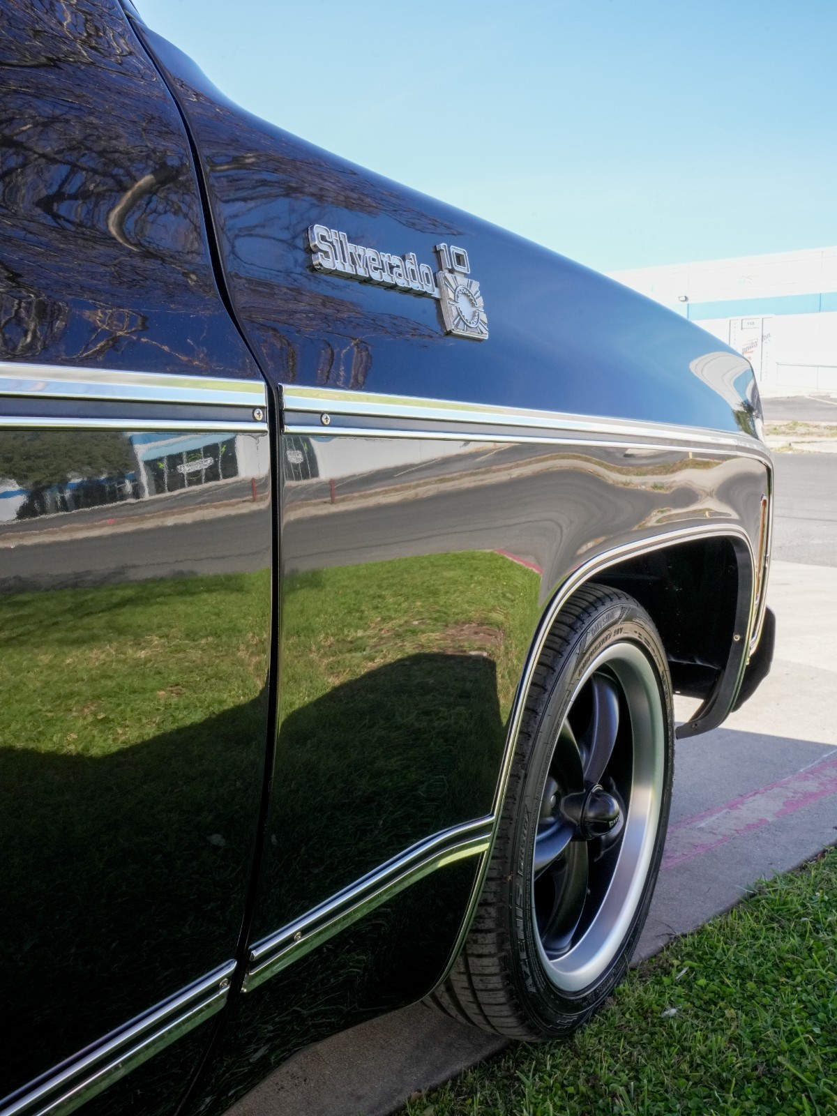 Chevrolet-C-10-1979-Standard-Cab-Pickup-10