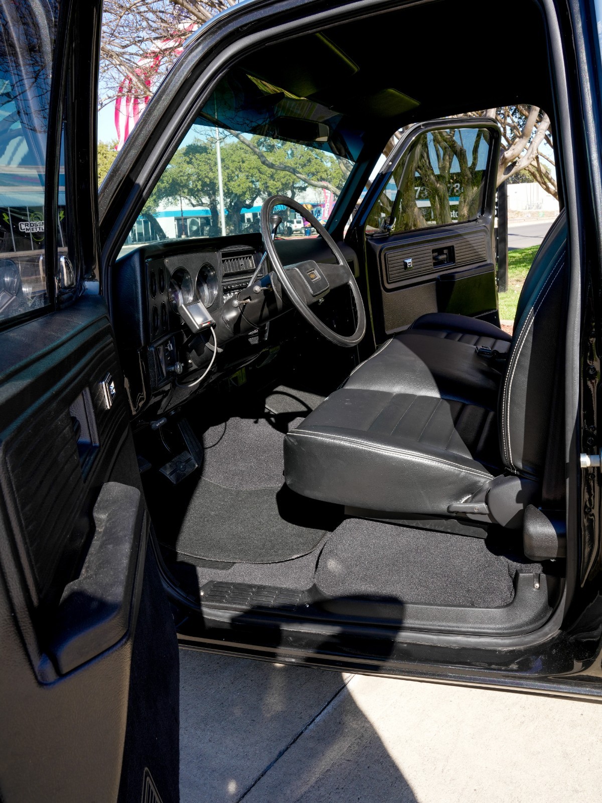 Chevrolet-C-10-1979-Standard-Cab-Pickup-13