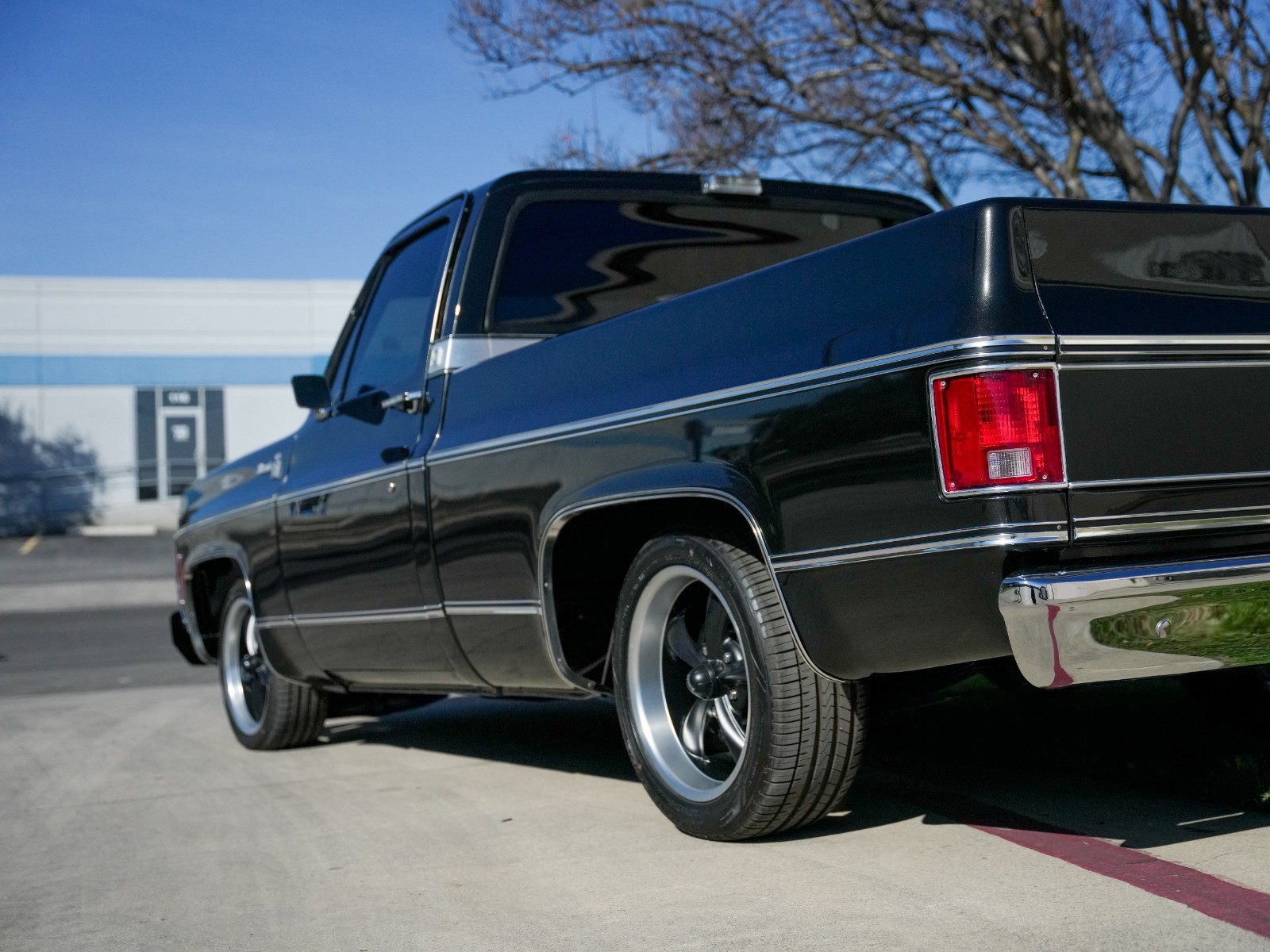 Chevrolet-C-10-1979-Standard-Cab-Pickup-4