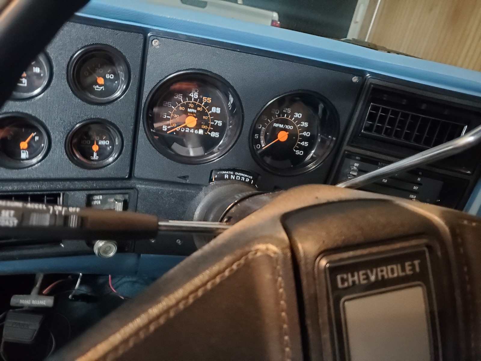 Chevrolet-C-10-1980-Standard-Cab-Pickup-26