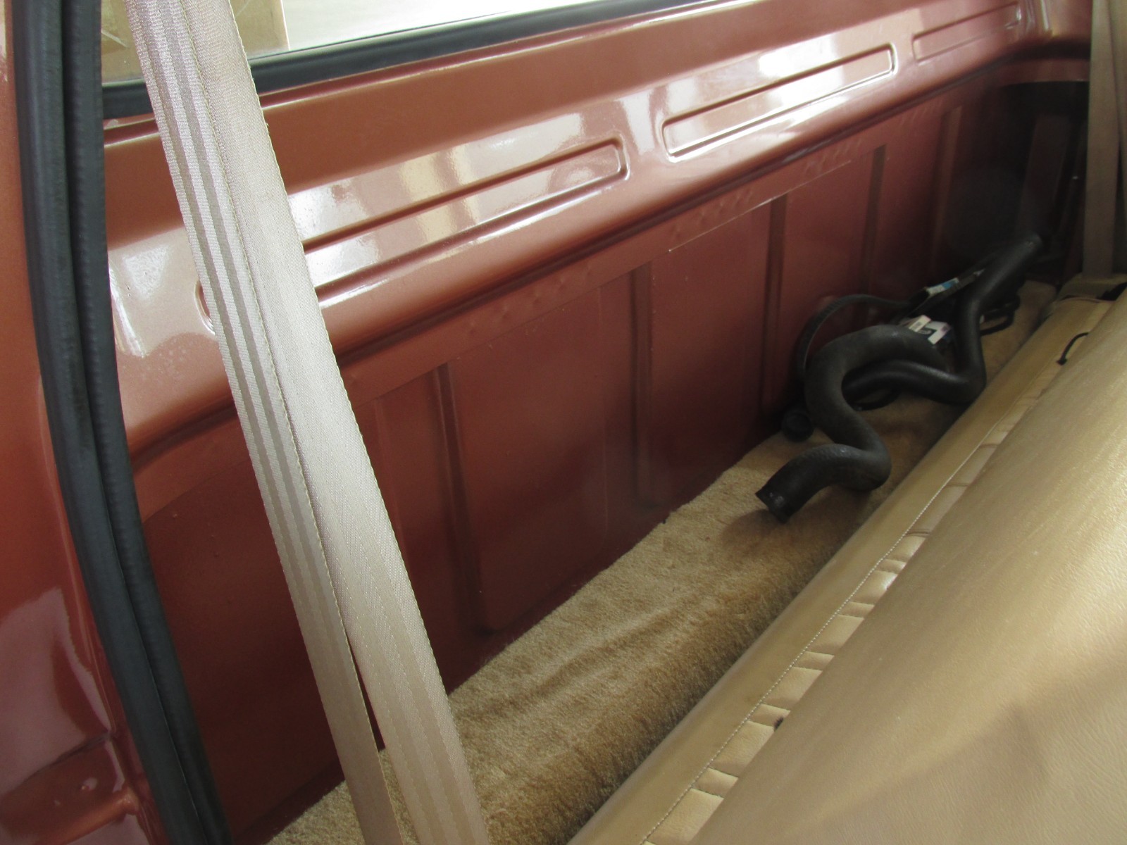 Chevrolet-C-10-1983-Standard-Cab-Pickup-16