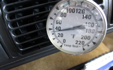 Chevrolet-C-10-1983-Standard-Cab-Pickup-25