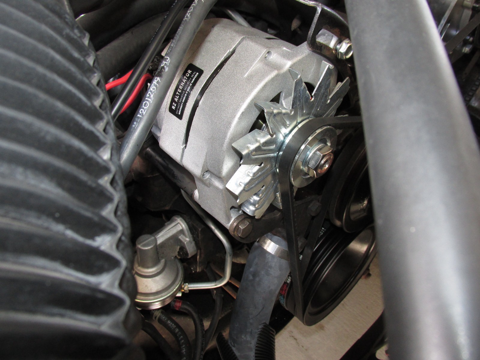 Chevrolet-C-10-1983-Standard-Cab-Pickup-29