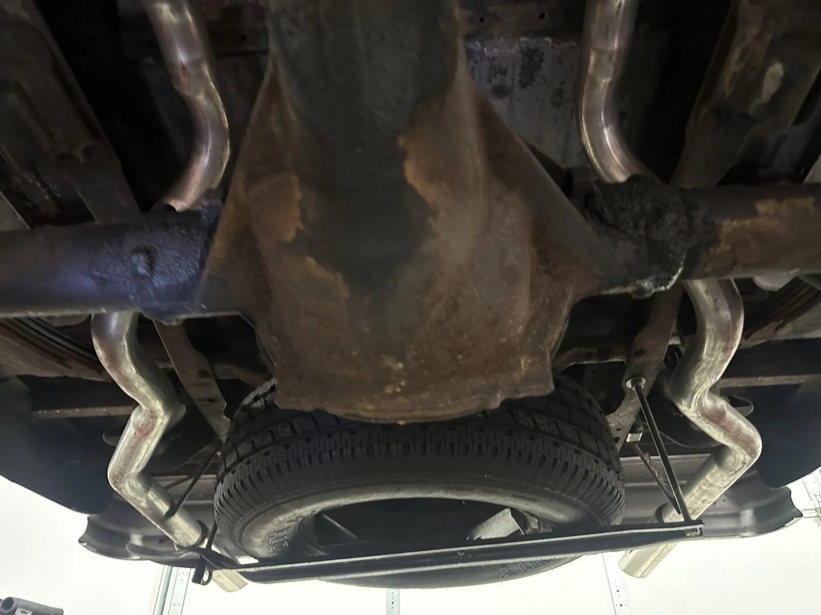 Chevrolet-C-10-1983-Standard-Cab-Pickup-36