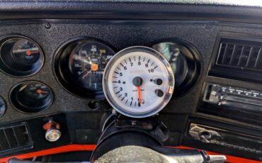 Chevrolet-C-10-1984-Standard-Cab-Pickup-14